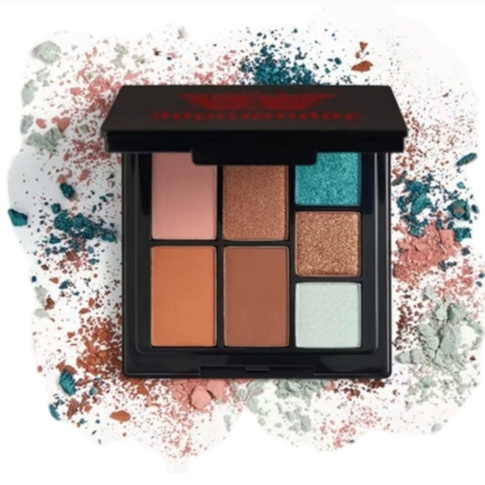 ❤️ Reina Rebelde Eyeshadow Palette ❤️ - Picture 3 of 7